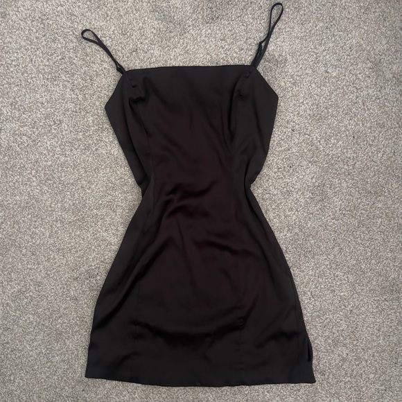 Aritzia Sunday Best black mini dress - Picture 1 of 2